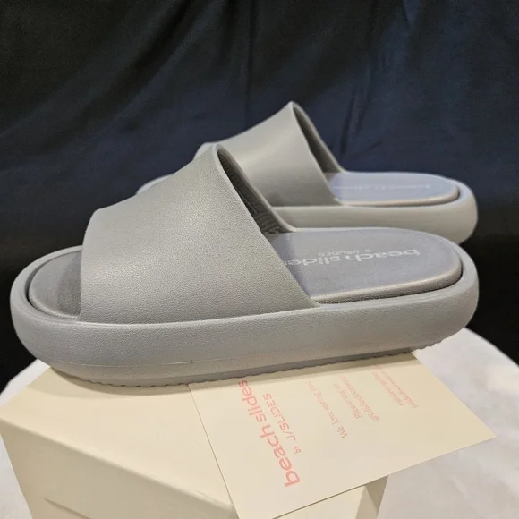 J SLIDES Gray Eva Squish Beach Slides Women's NIB Sizes Available 7, 8, & 9 - Picture 5 of 7